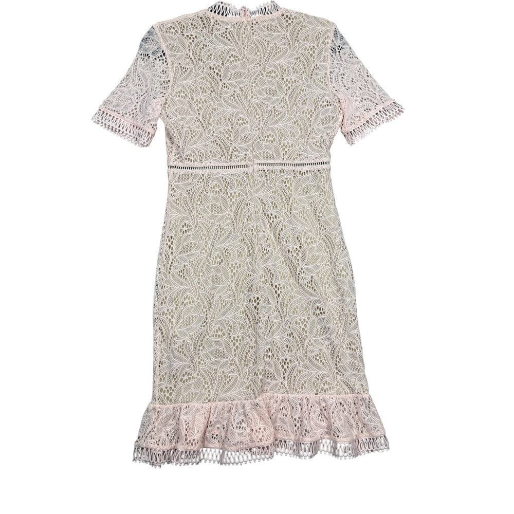 Bardot Pale Pink Guipure Lace Dress Size 6 Short Sleeve Ruffle Hem - Picture 3 of 5
